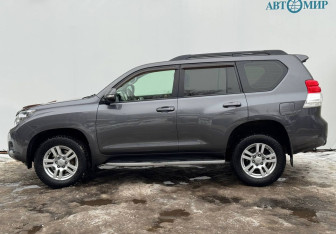 Подержанный автомобиль Toyota Land Cruiser Prado 2013 года (5 фото)