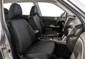 Подержанный автомобиль Subaru Forester Suv 2012 года (22 фото)