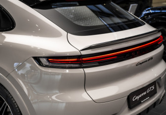 Новый Porsche Cayenne 2025 (7 фото)