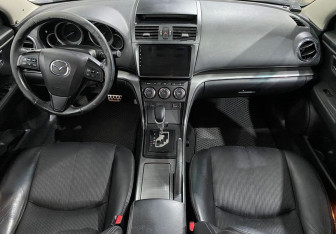 Подержанный автомобиль Mazda 6 Sedan 2010 года (11 фото)