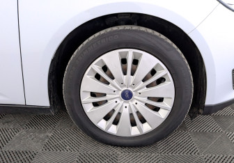 Подержанный автомобиль Ford Focus Hatchback 2019 года (18 фото)