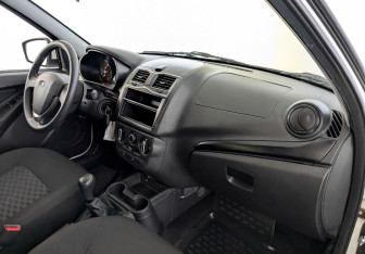 Подержанный автомобиль LADA (ВАЗ) Granta Sedan 2024 года (11 фото)