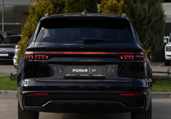 Подержанный автомобиль Geely Monjaro 2024 года (29 фото)