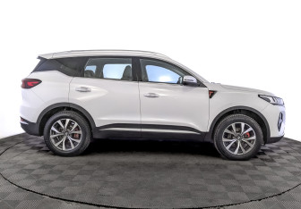 Подержанный автомобиль Chery Tiggo 7 Pro Max 2024 года (4 фото)