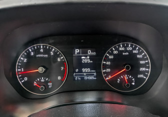 Подержанный автомобиль Kia Rio Hatchback 2021 года (15 фото)