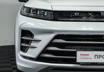 Подержанный автомобиль Exeed LX 2022 года (18 фото)