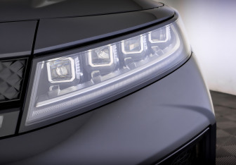 Подержанный автомобиль Exeed LX 2022 года (17 фото)