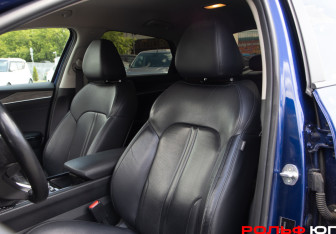 Подержанный автомобиль Kia K5 2021 года (16 фото)