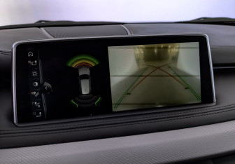 Подержанный автомобиль BMW X5 2017 года (28 фото)