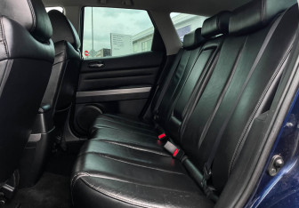 Подержанный автомобиль Mazda CX-7 2011 года (10 фото)