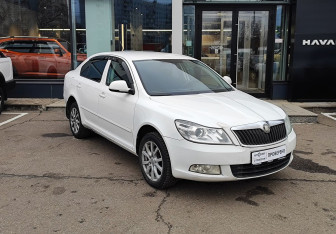 Подержанный автомобиль Skoda Octavia Liftback 2013 года (3 фото)