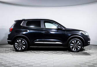 Подержанный автомобиль Chery Tiggo 4 2020 года (4 фото)