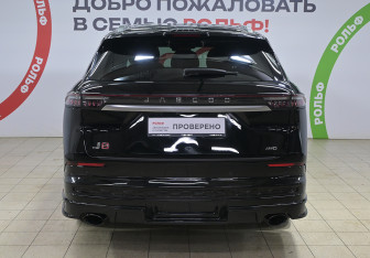 Подержанный автомобиль Jaecoo J8 2024 года (5 фото)