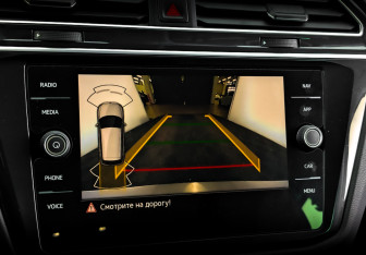 Подержанный автомобиль Volkswagen Tiguan 2021 года (27 фото)