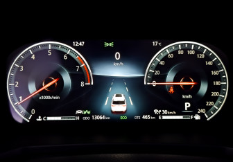 Подержанный автомобиль Changan CS95 2022 года (13 фото)