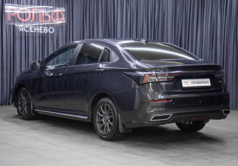 Подержанный автомобиль Omoda S5 2024 года (7 фото)