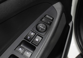 Подержанный автомобиль Hyundai Tucson 2016 года (22 фото)