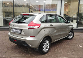 Подержанный автомобиль LADA (ВАЗ) XRAY 2017 года (8 фото)