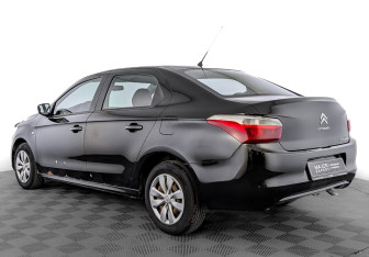 Подержанный автомобиль Citroen C-Elysee 2014 года (7 фото)