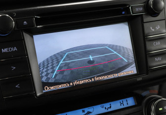 Подержанный автомобиль Toyota RAV4 2014 года (13 фото)