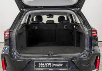 Подержанный автомобиль Exeed TXL 2022 года (10 фото)