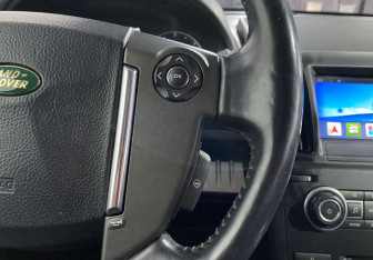 Подержанный автомобиль Land Rover Freelander 2013 года (17 фото)