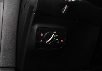 Подержанный автомобиль Audi TT Coupe 2015 года (30 фото)