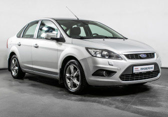 Подержанный автомобиль Ford Focus Sedan 2010 года (3 фото)