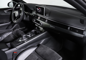 Подержанный автомобиль Audi A5 Liftback 2019 года (11 фото)