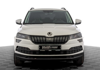 Подержанный автомобиль Skoda Karoq 2020 года (2 фото)