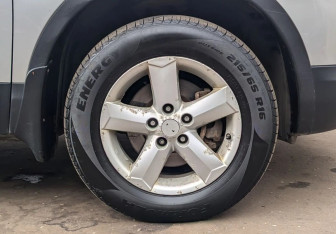 Подержанный автомобиль Nissan Qashqai 2008 года (13 фото)