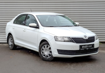 Подержанный автомобиль Skoda Rapid Liftback 2019 года (3 фото)