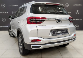 Подержанный автомобиль Chery Tiggo 4 2022 года (7 фото)