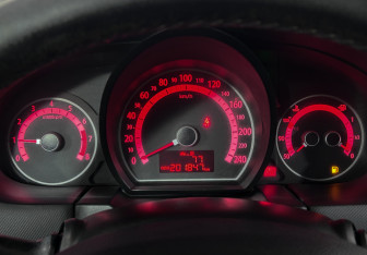 Подержанный автомобиль Kia Ceed Hatchback 2011 года (10 фото)