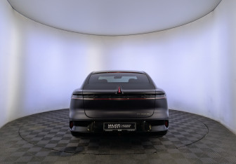 Подержанный автомобиль Voyah Passion 2025 года (6 фото)