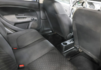 Подержанный автомобиль Fiat Punto Hatchback 2007 года (11 фото)