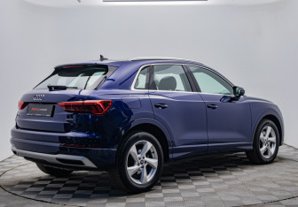 Подержанный автомобиль Audi Q3 2021 года (5 фото)