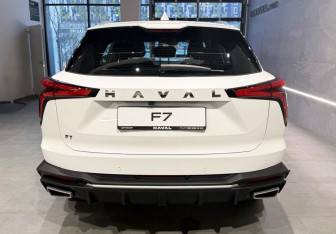 Новый Haval F7 2025 (5 фото)