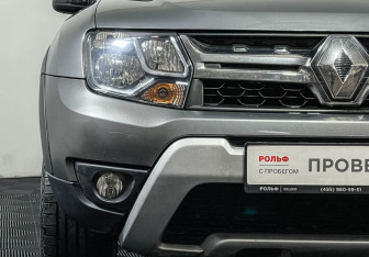 Подержанный автомобиль Renault Duster 2020 года (16 фото)