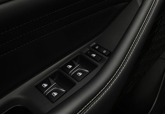 Подержанный автомобиль Changan UNI-K 2023 года (22 фото)