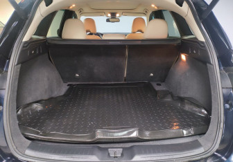 Подержанный автомобиль Infiniti QX50 2018 года (12 фото)