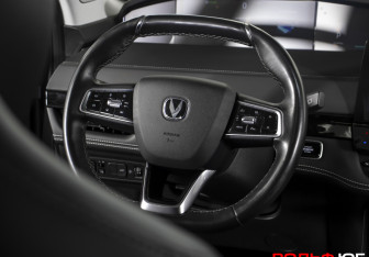 Подержанный автомобиль Changan UNI-K 2023 года (14 фото)