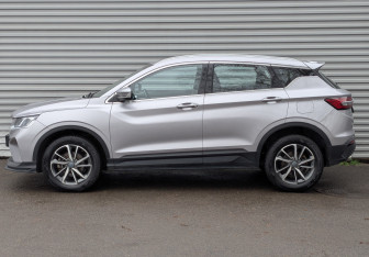 Подержанный автомобиль Geely Coolray 2022 года (8 фото)