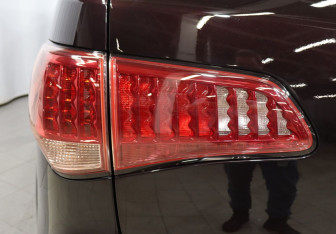 Подержанный автомобиль Infiniti QX80 2015 года (30 фото)