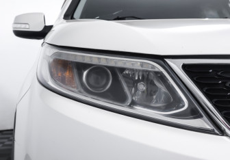 Подержанный автомобиль Kia Sorento 2014 года (20 фото)