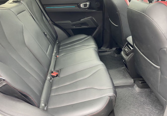 Подержанный автомобиль Haval H3 2024 года (11 фото)