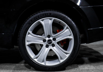 Подержанный автомобиль Land Rover Range Rover Sport 2012 года (15 фото)