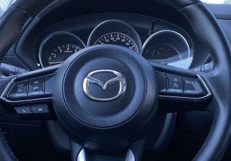 Подержанный автомобиль Mazda CX-5 2019 года (14 фото)