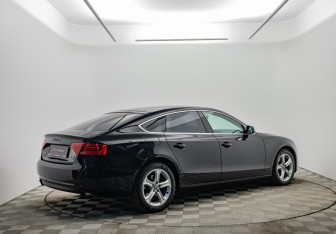 Подержанный автомобиль Audi A5 Liftback 2015 года (5 фото)
