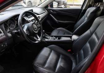 Подержанный автомобиль Mazda 6 Sedan 2017 года (17 фото)